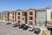 Olive Ranch Apartments in Oroville, CA - Building Photo - Building Photo