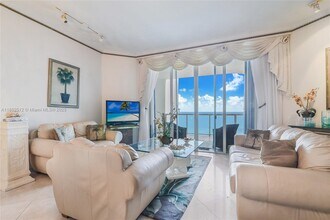 8925 Collins Ave in Surfside, FL - Building Photo - Building Photo