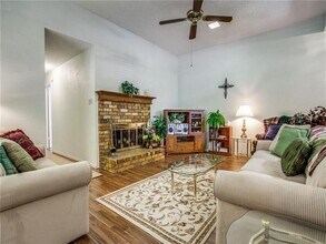 2005 Peakwood Dr in Garland, TX - Building Photo - Building Photo