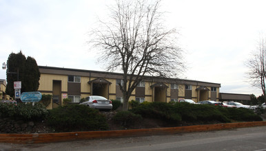 Castellan West Apartments in University Place, WA - Building Photo - Building Photo