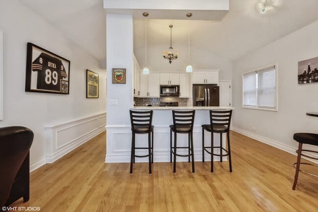 property at 118 S Leavitt St