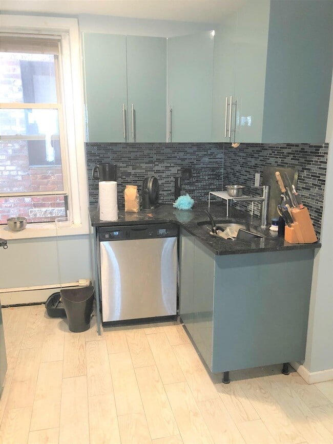 57 Rutherford Ave, Unit 2