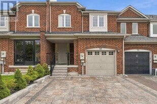 88 Matteo David Dr in Richmond Hill, ON - Building Photo