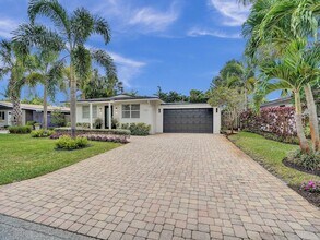 632 NW 28th St in Wilton Manors, FL - Building Photo - Building Photo