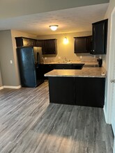 3610 Alannah Gardens Ct in Jeffersonville, IN - Building Photo - Building Photo