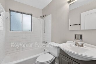 900 Paddock Dr in Florissant, MO - Building Photo - Building Photo