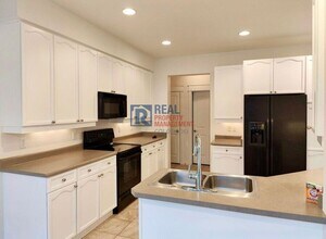 2550 Winding River Dr in Broomfield, CO - Building Photo - Building Photo
