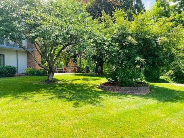property at 1 Kanawha Terrace