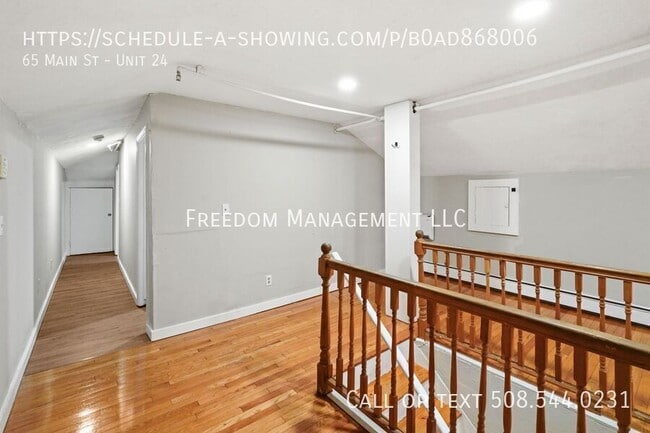 65 Main St in Hudson, MA - Foto de edificio - Building Photo