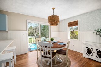 53 Norwood Ave in Manchester by the Sea, MA - Building Photo - Building Photo