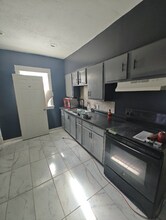 4079 E 104th St in Cleveland, OH - Building Photo - Building Photo