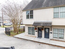 1402 Jefferson St, Unit 201 in Lafayette, LA - Building Photo