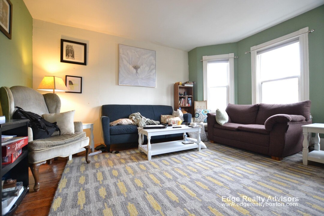 3 Appian Way in Boston, MA - Building Photo