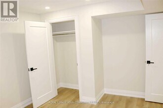 4 Norgrove Crescent in Toronto, ON - Building Photo - Building Photo