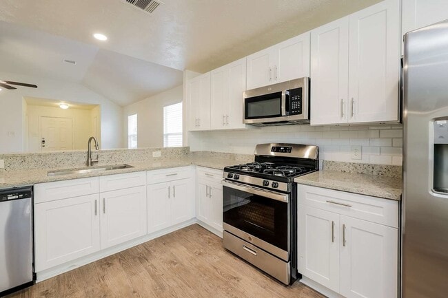 922 Doubletree Glen Dr