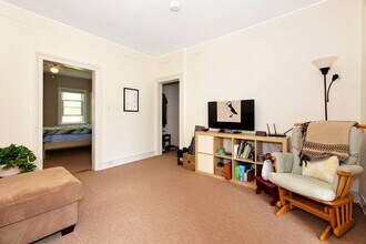 60 Storm St-Unit -2N in Tarrytown, NY - Building Photo - Building Photo