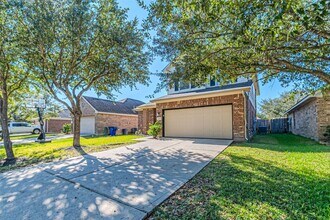 18111 Hillock Glen Ln in Cypress, TX - Building Photo - Building Photo