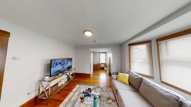 204 Harris St, Unit #2
