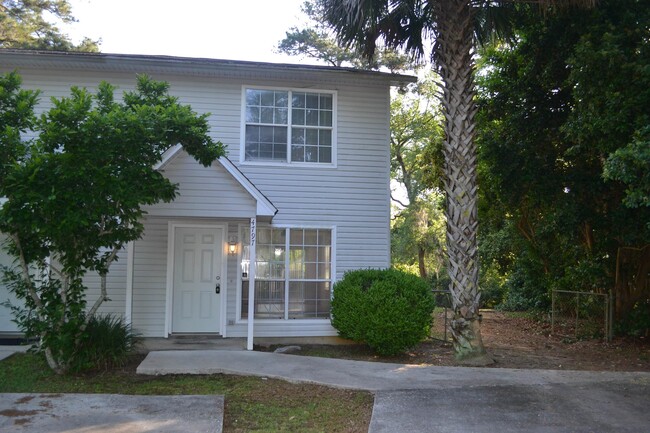 property at 4797 Leah Ct