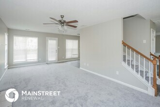 135 Bellelaine Dr in Mooresville, NC - Foto de edificio - Building Photo