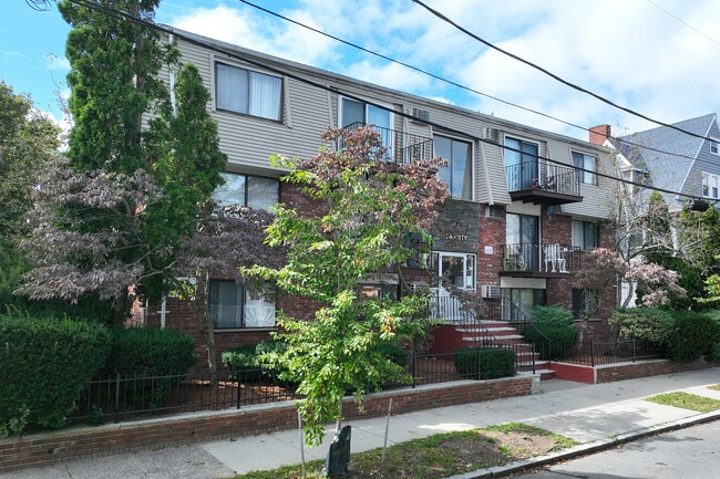 20 Park St in Lynn, MA - Building Photo - Building Photo
