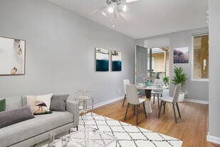 Andrews Court in Atlanta, GA - Building Photo