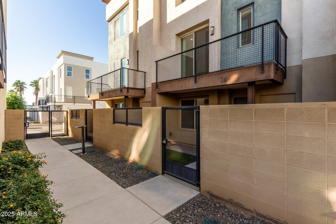 820 N 8th Ave in Phoenix, AZ - Building Photo