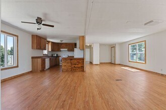 12 N 2162 W in Rexburg, ID - Building Photo - Building Photo