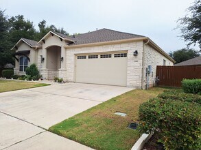 4562 Katherine Dr in Round Rock, TX - Building Photo - Building Photo