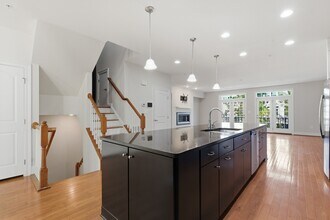 15816 Swanscombe Lp in Upper Marlboro, MD - Foto de edificio - Building Photo