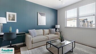 255 Williamsburg Pkwy in Fate, TX - Building Photo