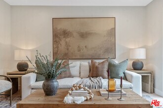 4032 Yankee Dr in Agoura Hills, CA - Building Photo - Building Photo