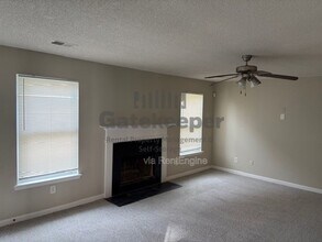 8882 Seneca Rd in Palmetto, GA - Building Photo - Building Photo