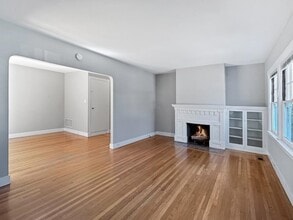 811 Highland Ave in San Mateo, CA - Building Photo - Building Photo