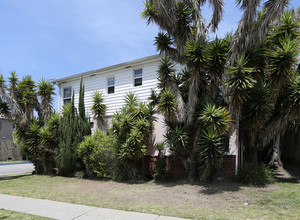 3988-3996 Bledsoe Ave in Los Angeles, CA - Building Photo - Building Photo