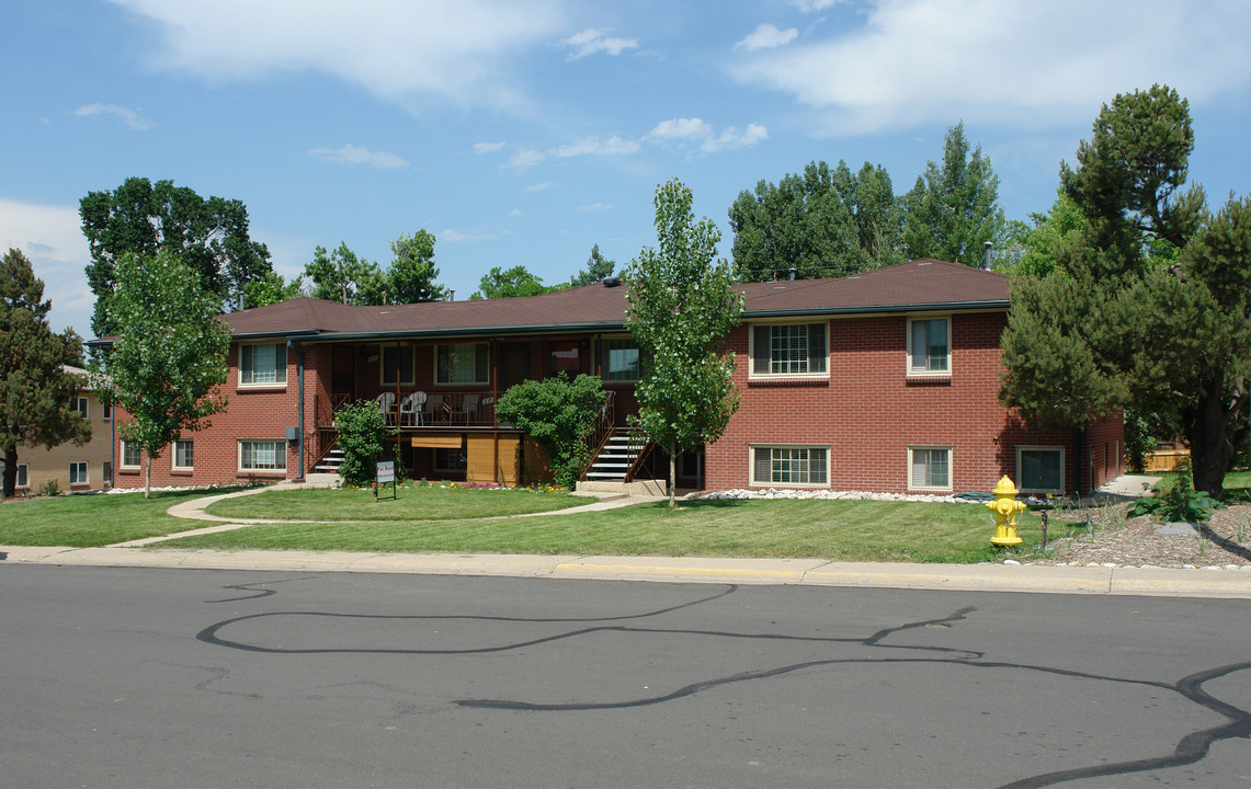 220-234 Laurel St in Broomfield, CO - Building Photo