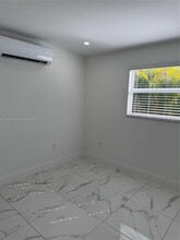 9600 SW 164th St in Miami, FL - Building Photo - Building Photo