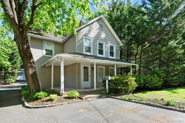 property at 147 Fort Salonga Rd