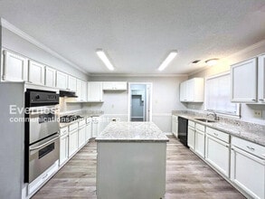 6645 Kirby Trace Cove in Memphis, TN - Building Photo - Building Photo