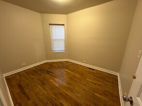 4827 W Van Buren St in Chicago, IL - Building Photo - Building Photo