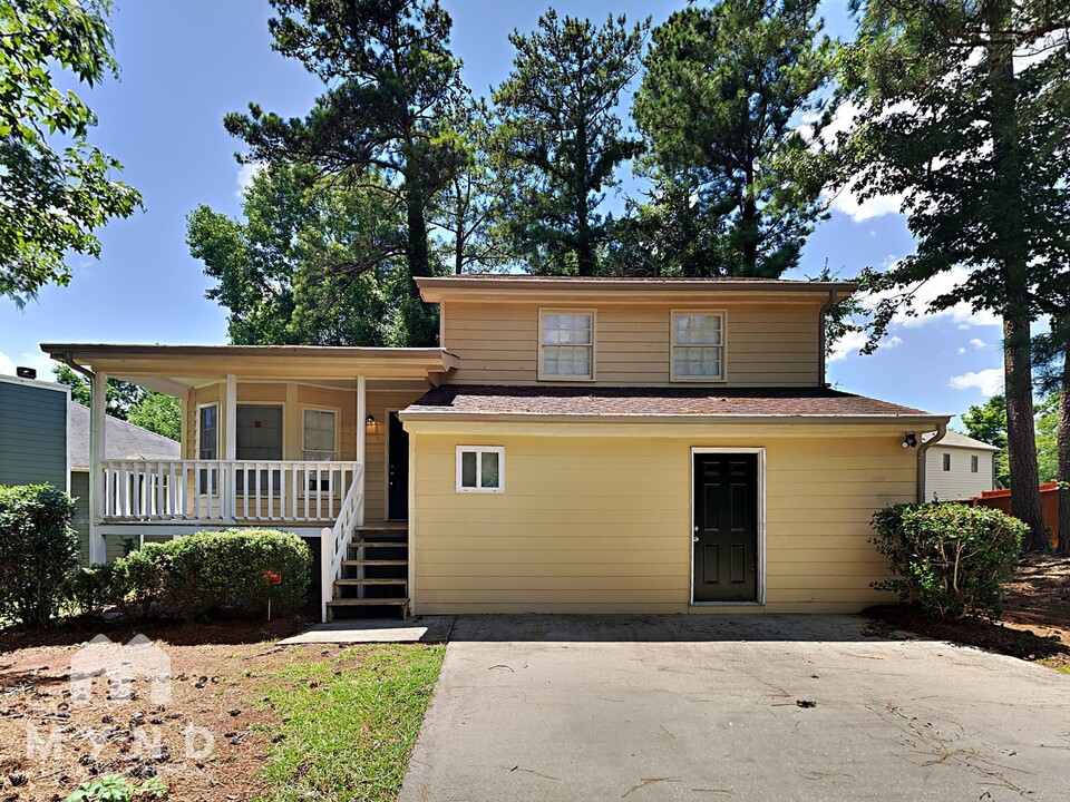 181 Mona Ct in Lawrenceville, GA - Building Photo