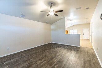 1905 99th Pl in Lubbock, TX - Building Photo - Building Photo