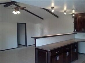 3205 SE 55th St in Oklahoma City, OK - Building Photo - Building Photo