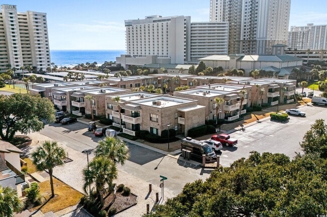 property at 10100 Lakeshore Dr