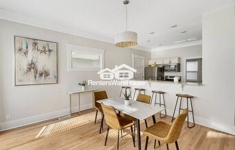 544 36th St in Des Moines, IA - Foto de edificio - Building Photo