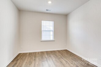 150 Gray Willow St in Mooresville, NC - Building Photo - Building Photo