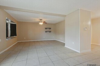 1878 Denver Dr in Baton Rouge, LA - Building Photo - Building Photo