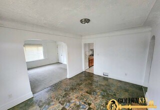 14613-14615 Mettetal St in Detroit, MI - Building Photo - Building Photo