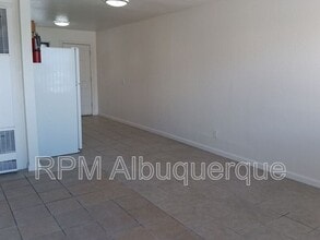 336 Pennsylvania St NE in Albuquerque, NM - Building Photo - Building Photo