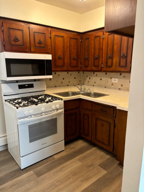 5764 W Park Ave in Cicero, IL - Building Photo - Building Photo
